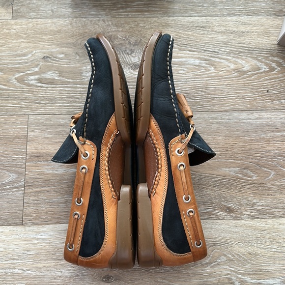 Cole Haan. Men’s loafers. Excellent condition. Size 9 medium. - Picture 6 of 8